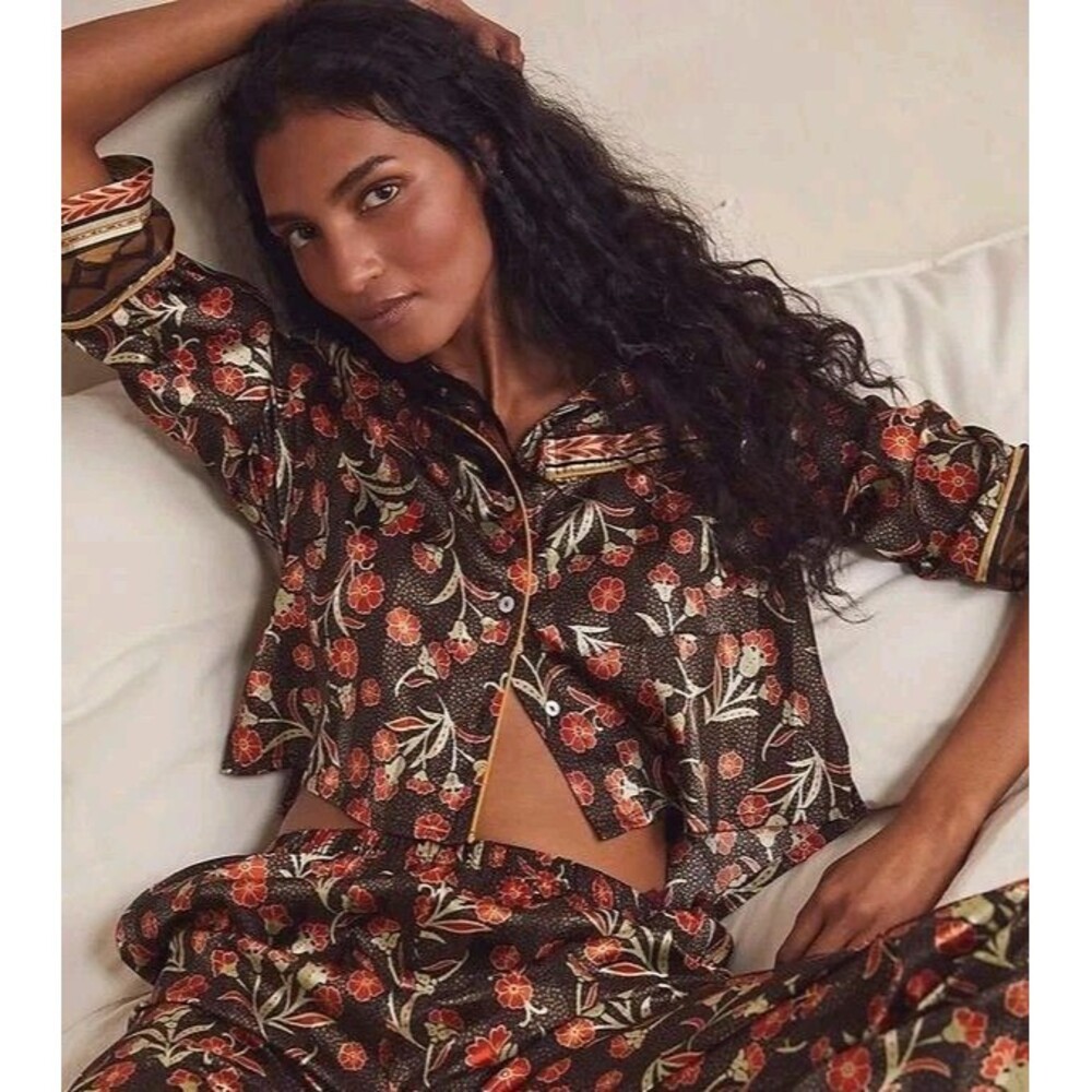 Intimately Free People Satin Black Floral Pajama Party Button Down XS Asian
